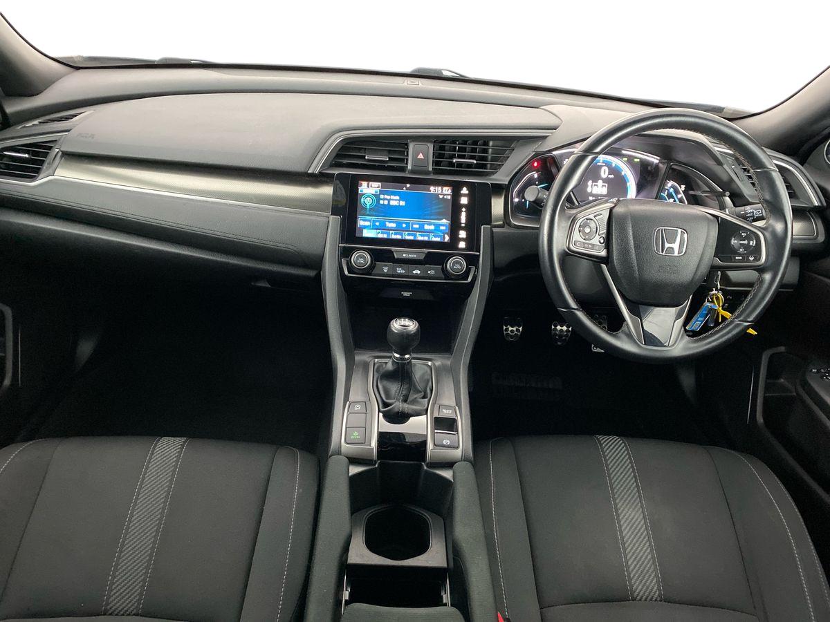 Used Honda Civic 2018 for sale - 77812596: Photo 9