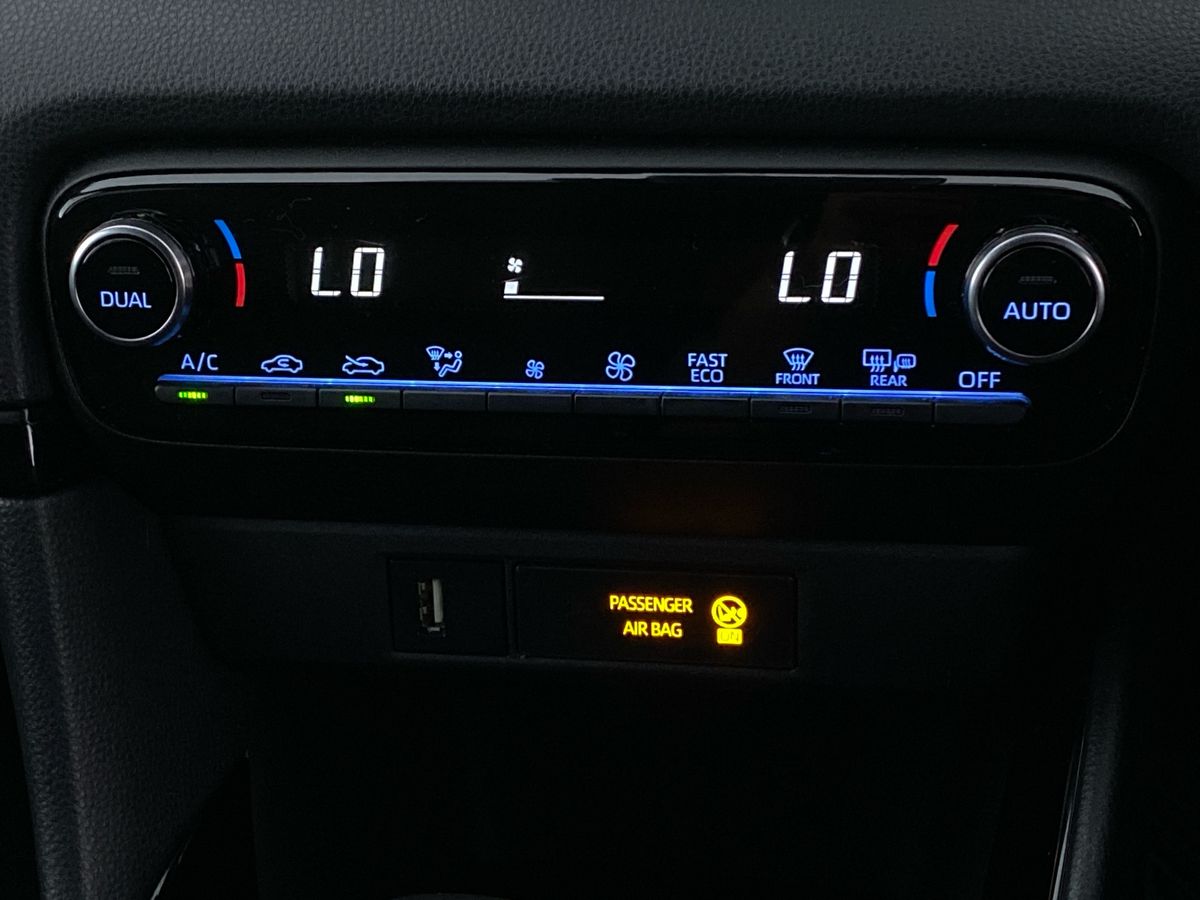 Used Toyota Yaris 2022 for sale - 75454012: Photo 21