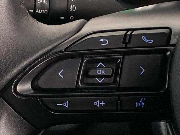 Used Toyota Yaris 2022 for sale - 75454012: Photo 22