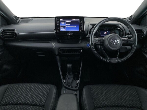 Used Toyota Yaris 2022 for sale - 75454012: Photo 9
