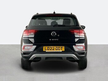 Used Volkswagen T-Roc 2022 for sale - 76755370: Photo