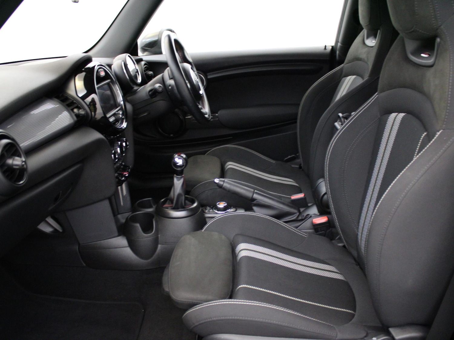 Used MINI Hatch 2019 for sale - 76636987: Photo 12