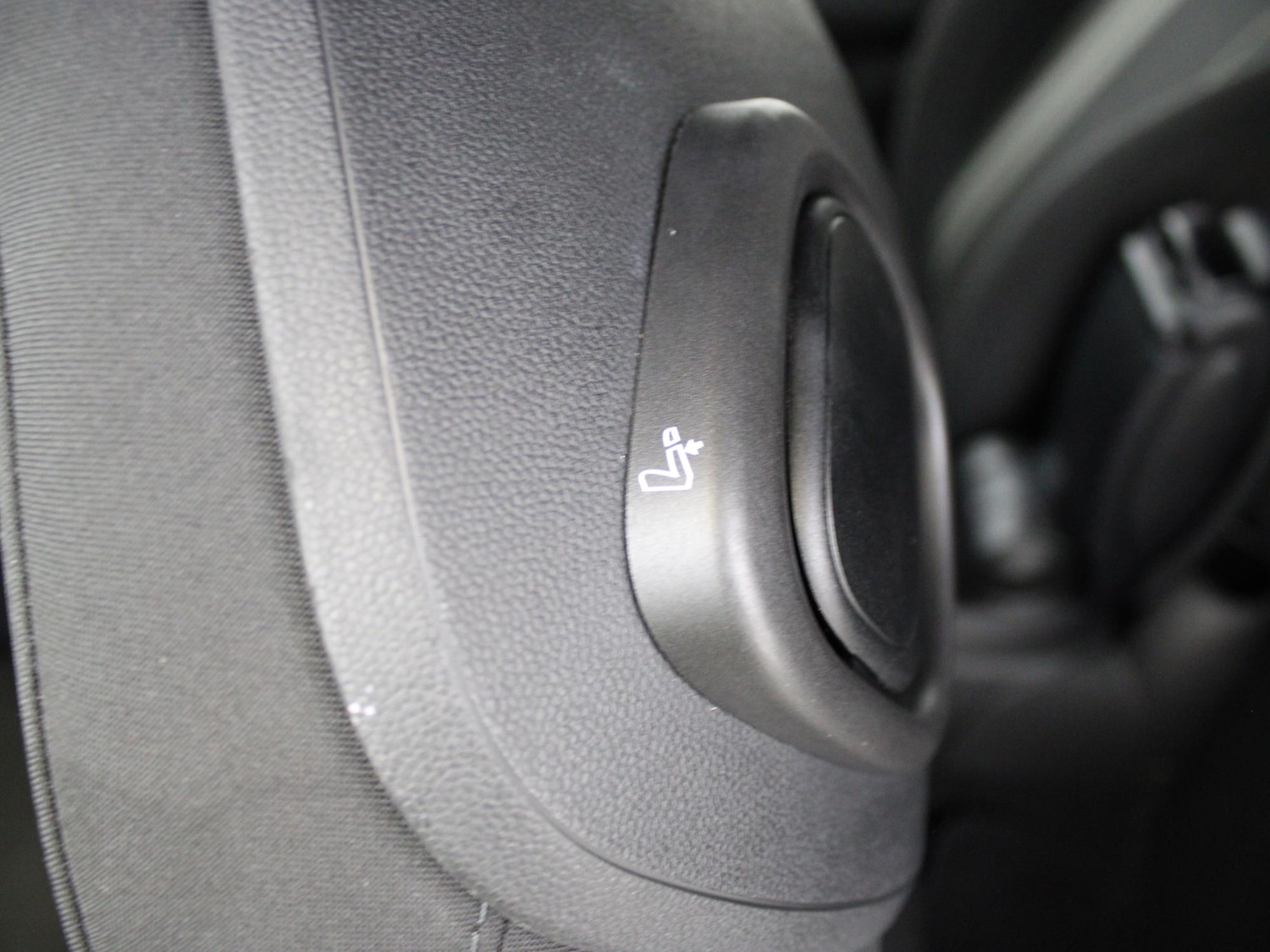 Used MINI Hatch 2019 for sale - 76636987: Photo 15