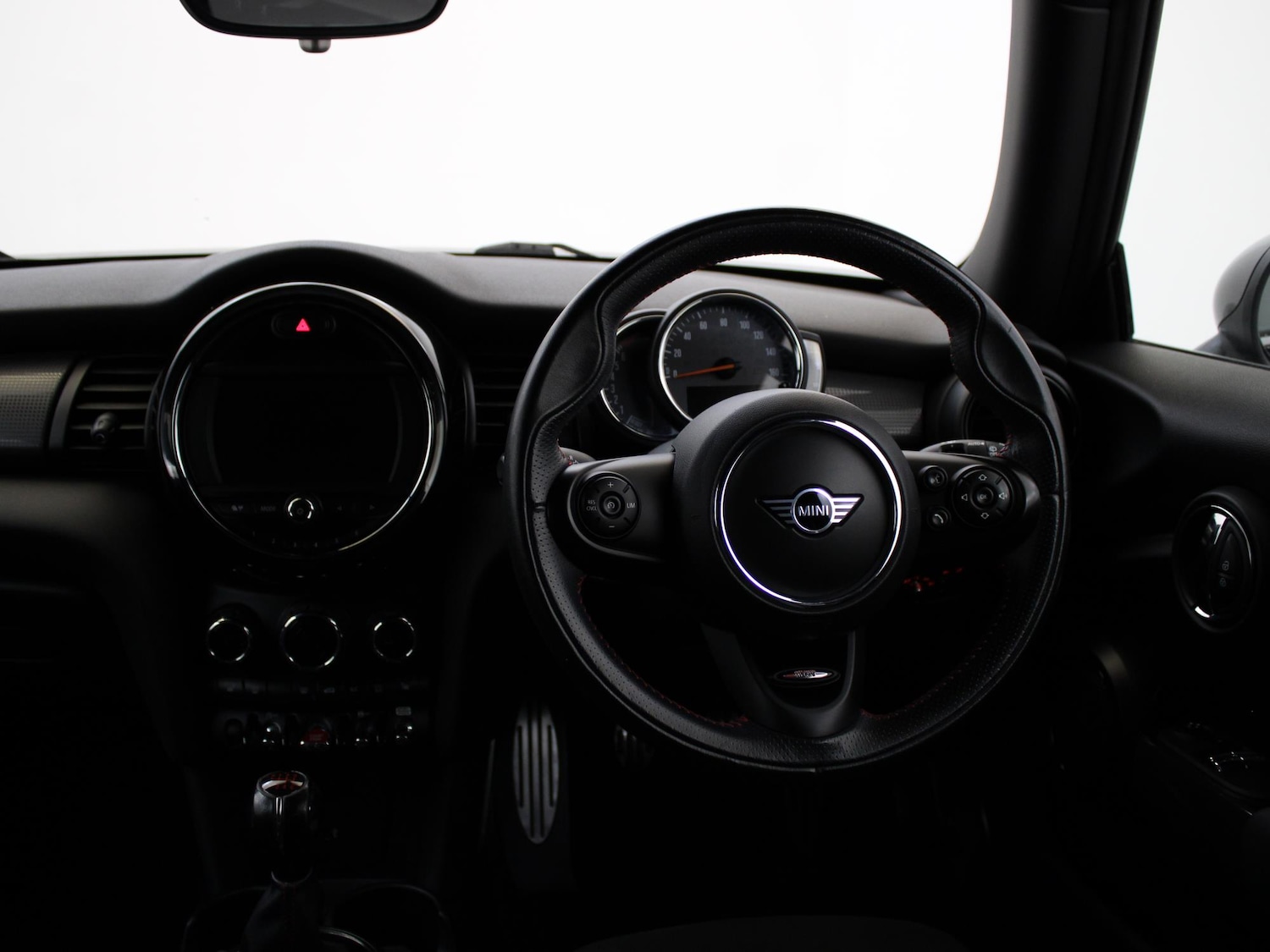 Used MINI Hatch 2019 for sale - 76636987: Photo 19