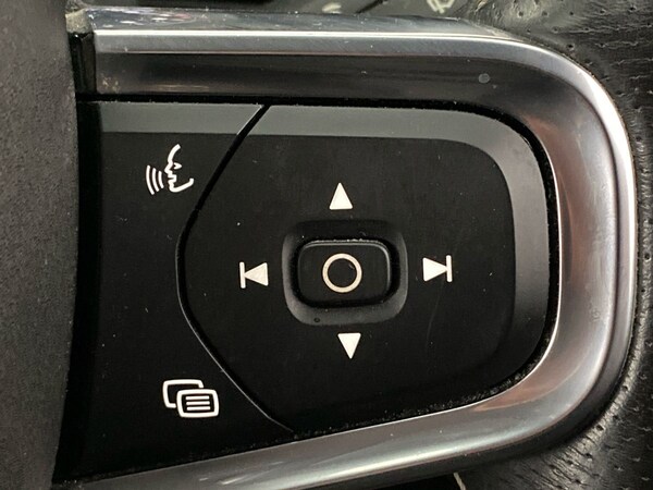 Used Volvo XC40 2020 for sale - 75700927: Photo 21