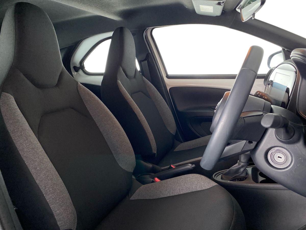 Used Toyota Aygo X 2024 for sale - 77687125: Photo 13