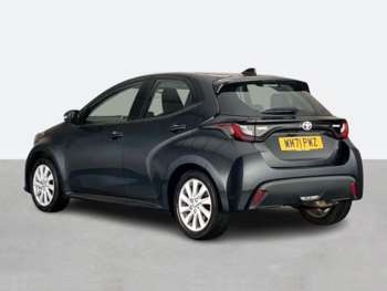 Used Toyota Yaris 2022 for sale - 74754419: Photo