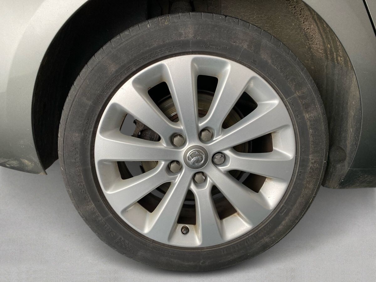 Used Vauxhall Zafira 2017 for sale - 77742240: Photo 28