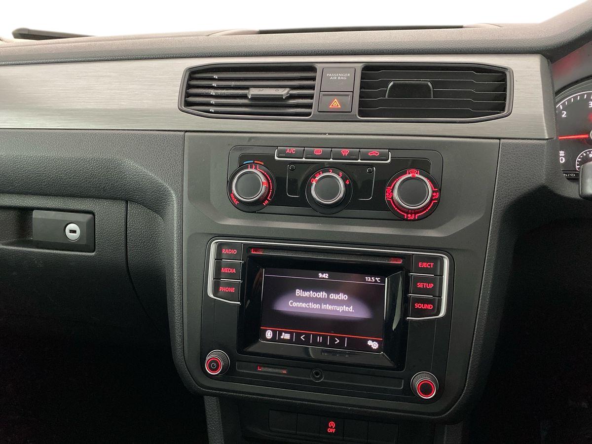 Used Volkswagen Caddy Maxi Life 2018 for sale - 77787656: Photo 10