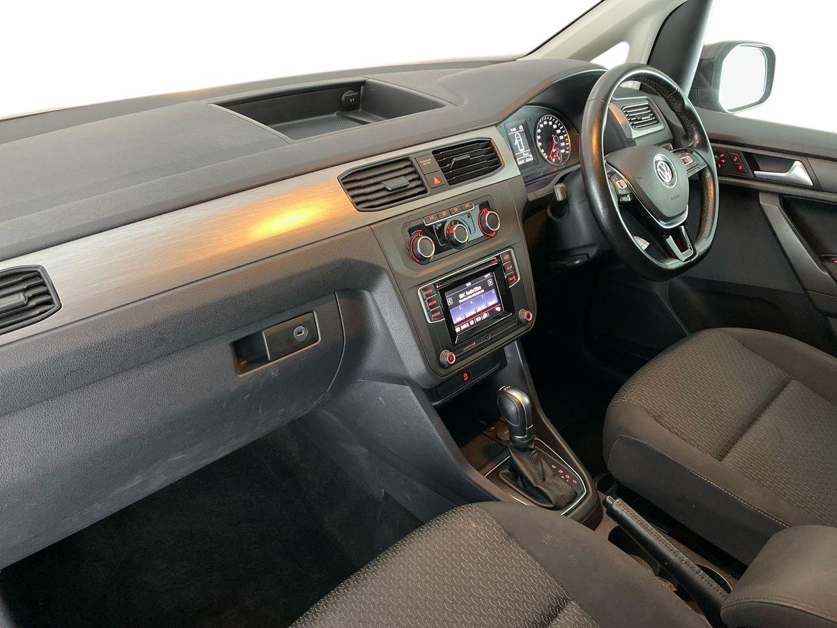 Used Volkswagen Caddy Maxi Life 2018 for sale - 77787656: Photo 14