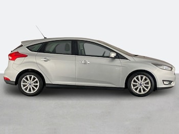 Used Ford Focus 2016 for sale - 77374252: Photo