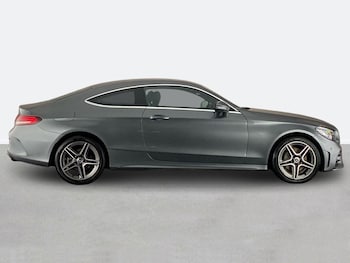 Used Mercedes-Benz C Class 2019 for sale - 79446356: Photo