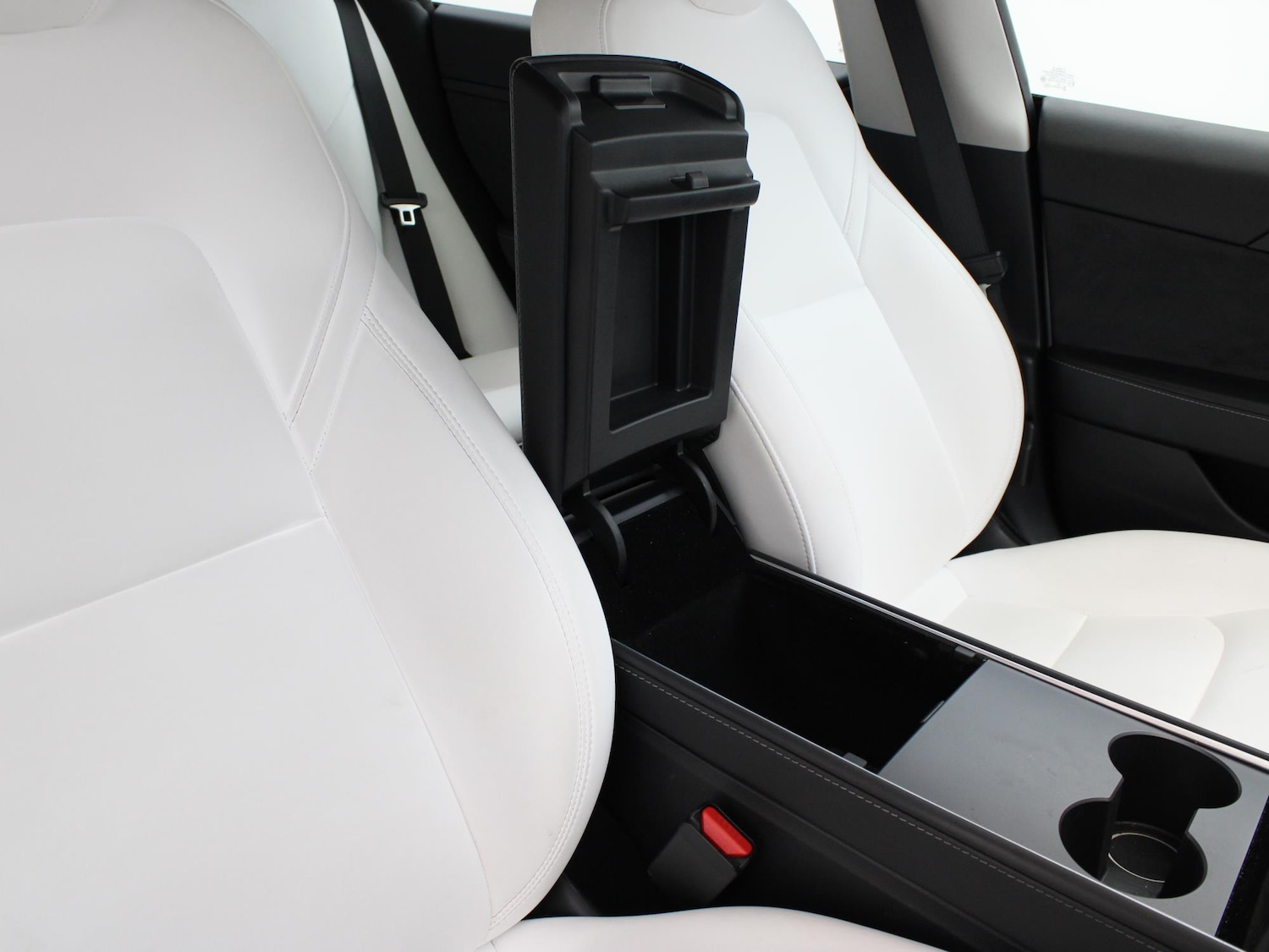 Used Tesla Model 3 2023 for sale - 77076738: Photo 28