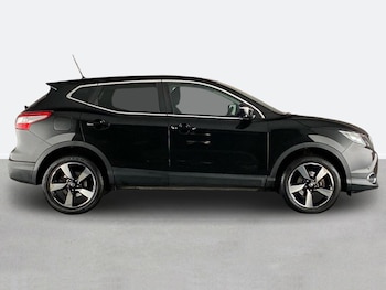 Used Nissan Qashqai 2015 for sale - 78746166: Photo