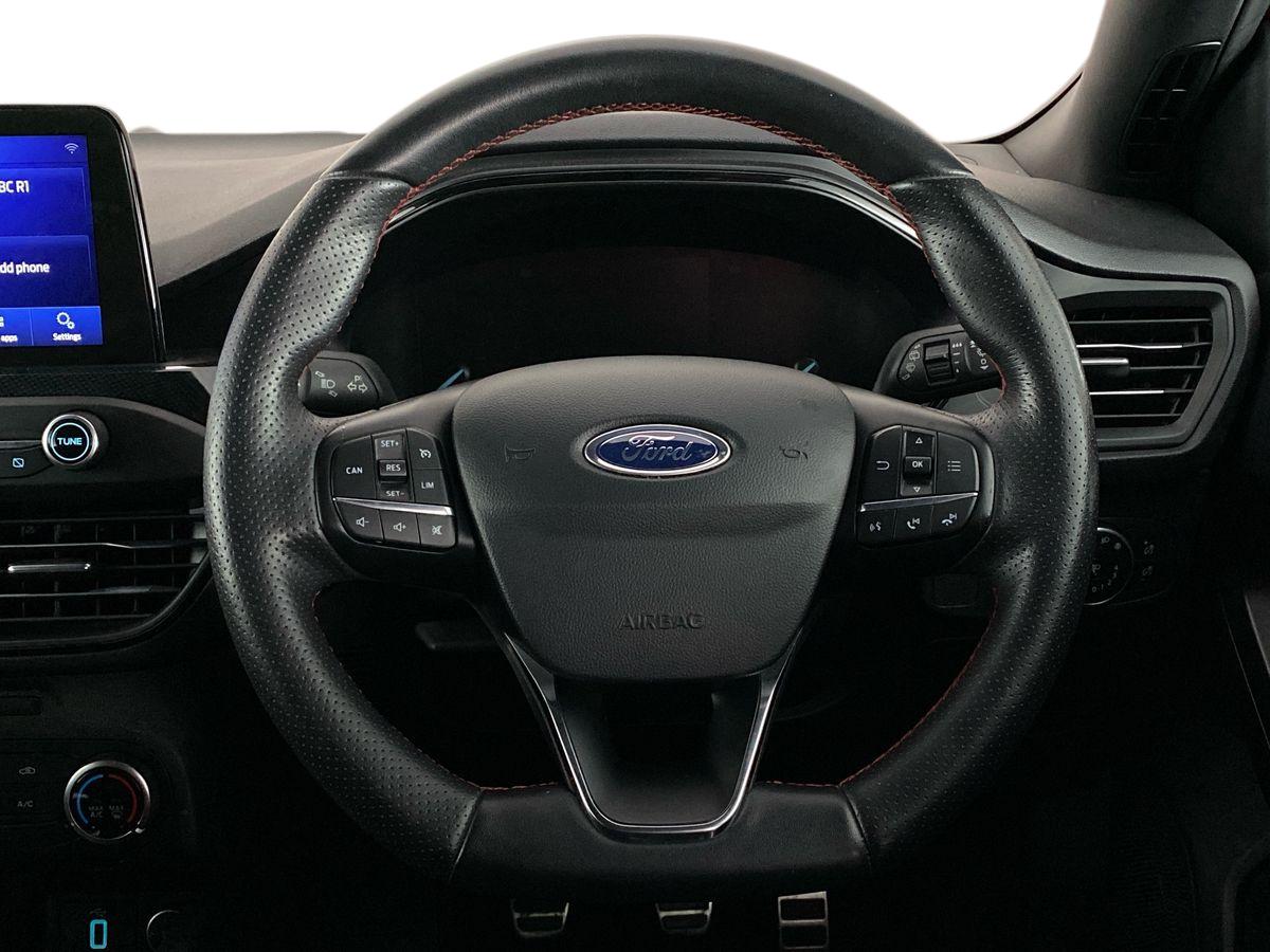 Used Ford Focus 2019 for sale - 76192408: Photo 8