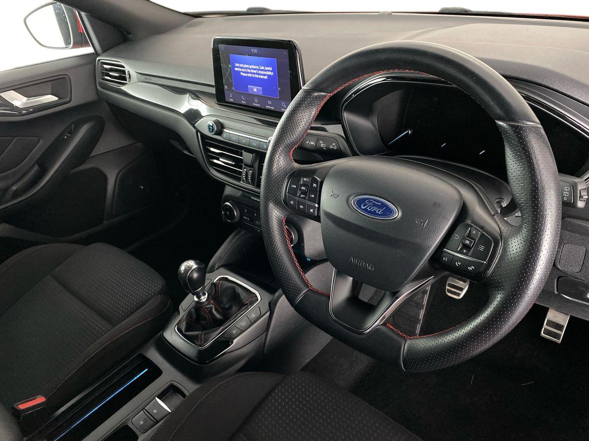 Used Ford Focus 2019 for sale - 76192408: Photo 9