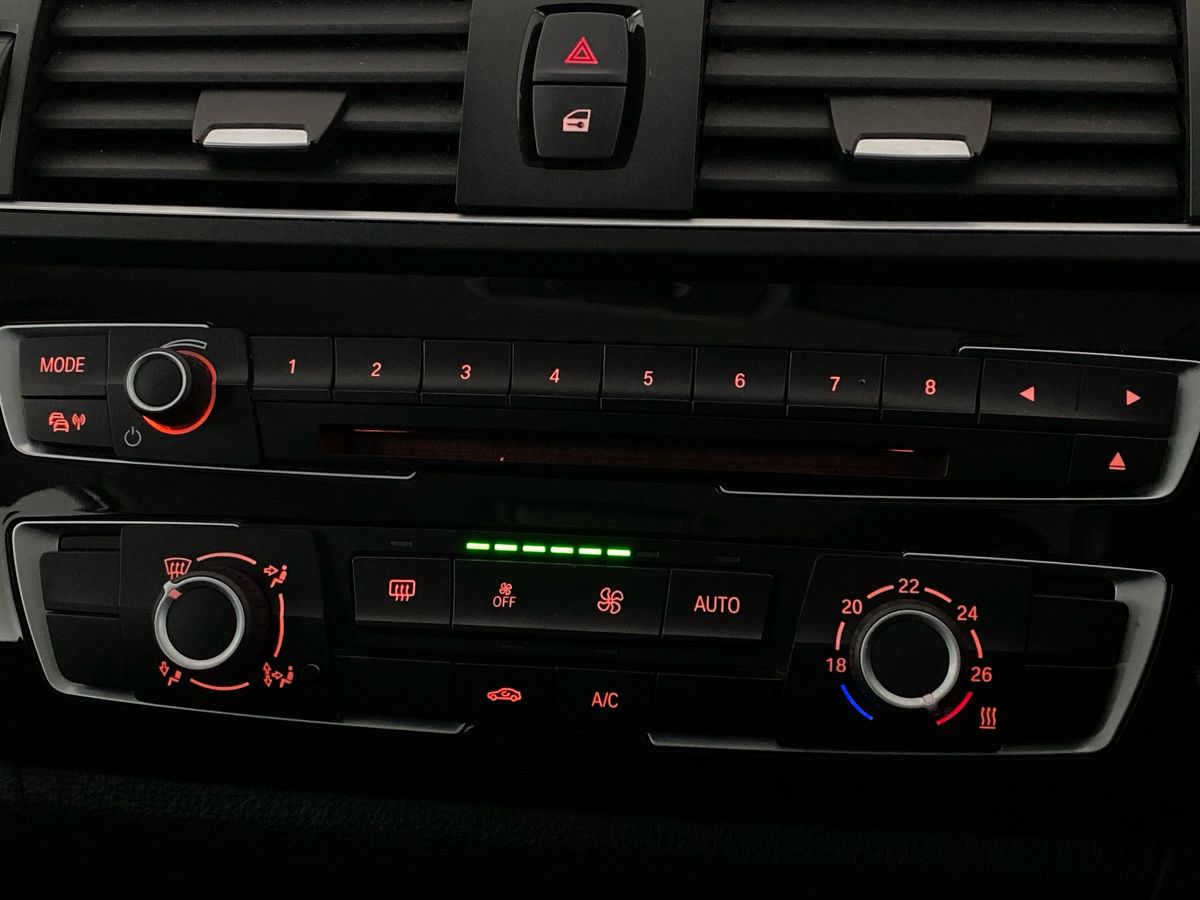 Used BMW 1 Series 2017 for sale - 76929239: Photo 21