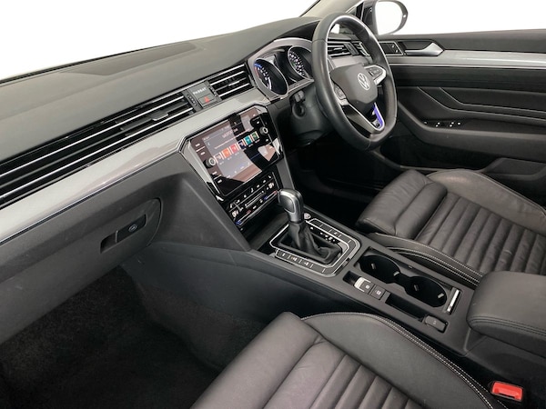 Used Volkswagen Passat 2022 for sale - 74623579: Photo 11