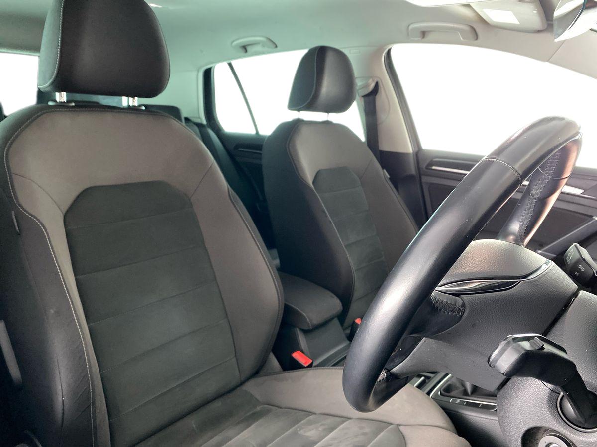 Used Volkswagen Golf 2018 for sale - 76916486: Photo 13