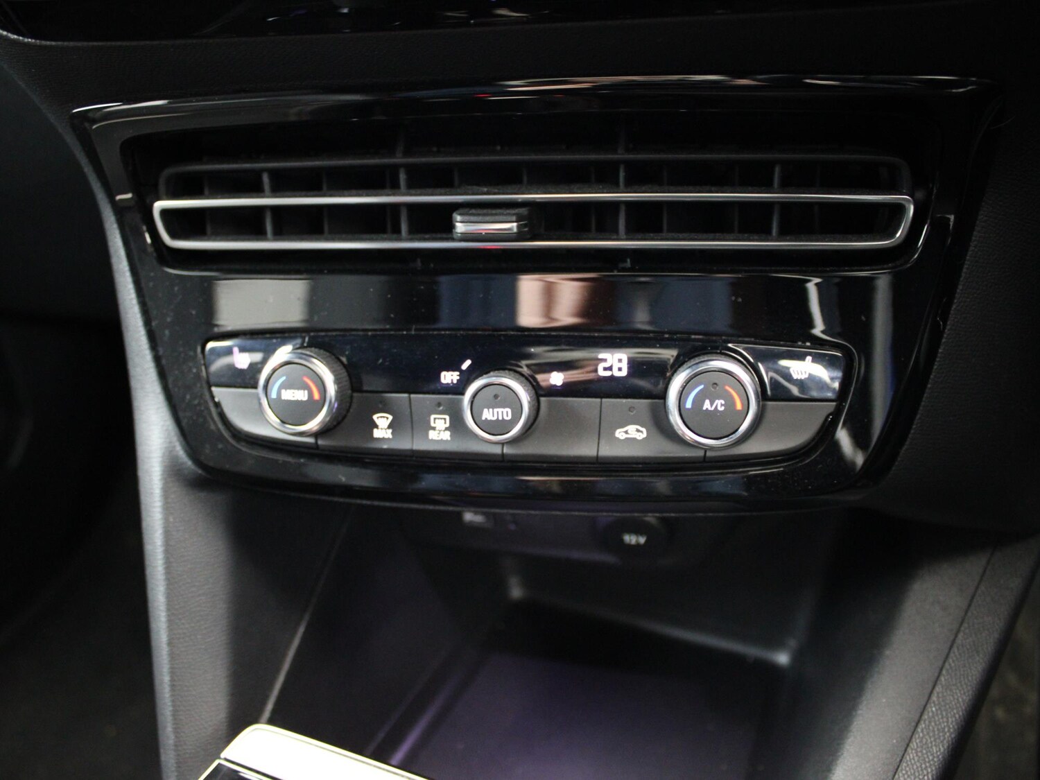 Used Vauxhall Mokka 2023 for sale - 77601647: Photo 21