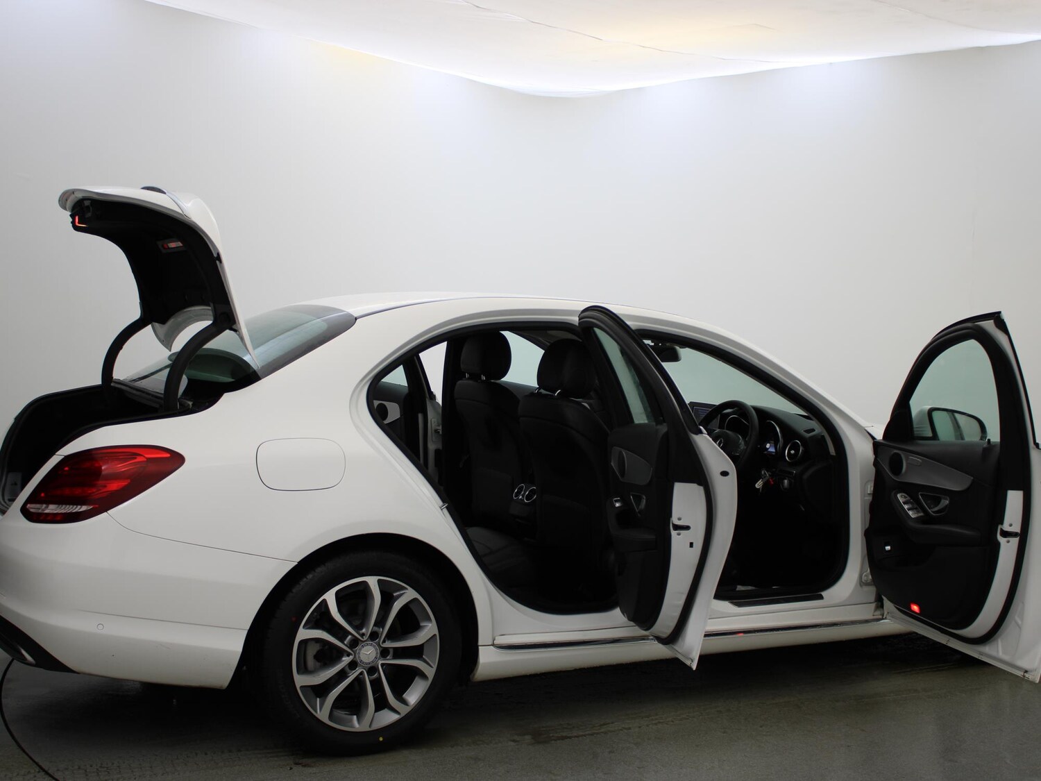 Used Mercedes-Benz C Class 2017 for sale - 77500786: Photo 30