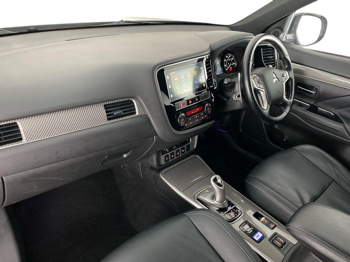 Used Mitsubishi Outlander 2018 for sale - 77878925: Photo 14