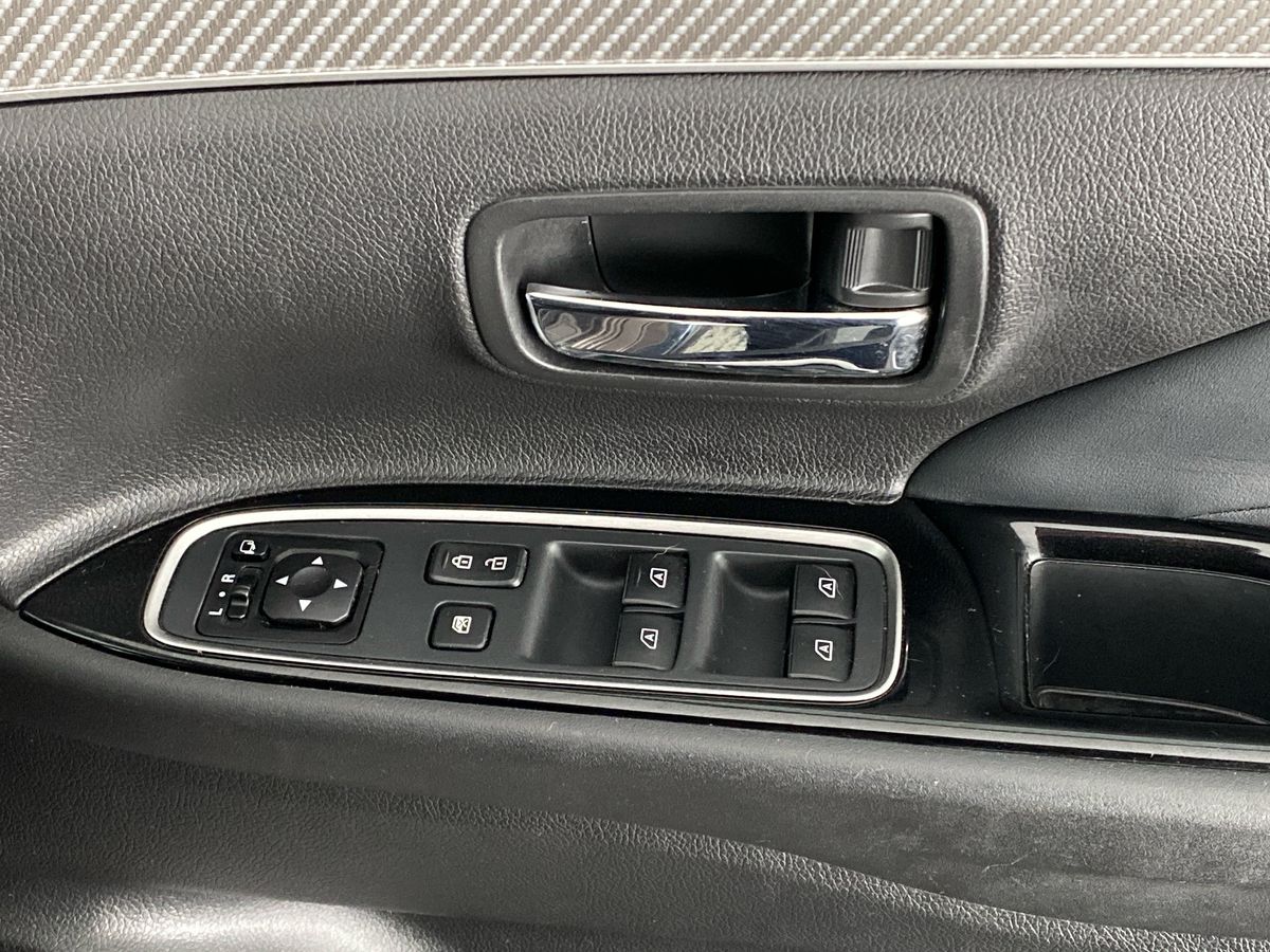 Used Mitsubishi Outlander 2018 for sale - 77878925: Photo 23