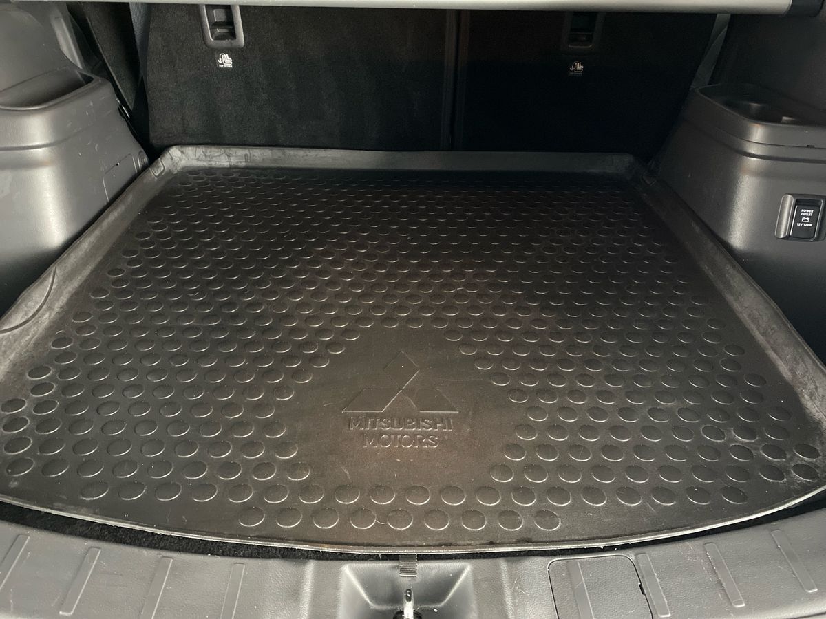 Used Mitsubishi Outlander 2018 for sale - 77878925: Photo 24