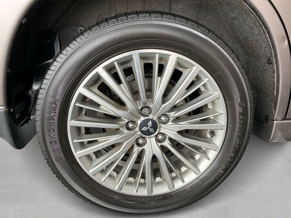 Used Mitsubishi Outlander 2018 for sale - 77878925: Photo 28