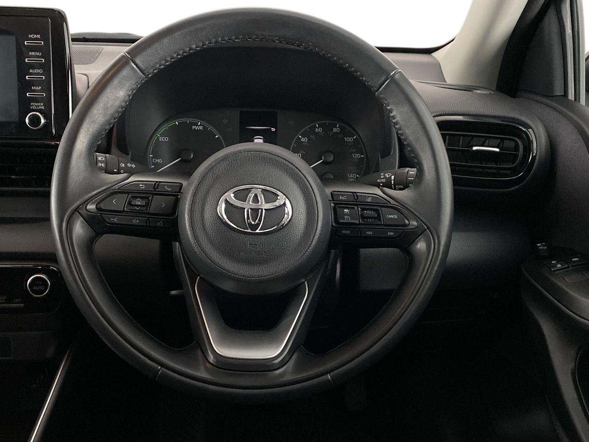 Used Toyota Yaris 2022 for sale - 77135335: Photo 11