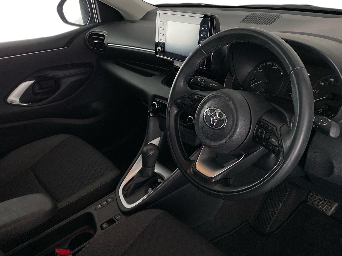 Used Toyota Yaris 2022 for sale - 77135335: Photo 12