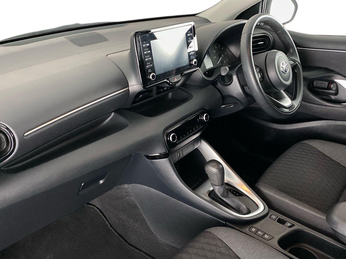 Used Toyota Yaris 2022 for sale - 77135335: Photo 14