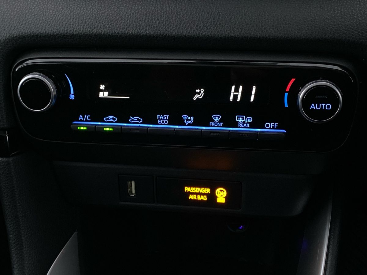 Used Toyota Yaris 2022 for sale - 77135335: Photo 21