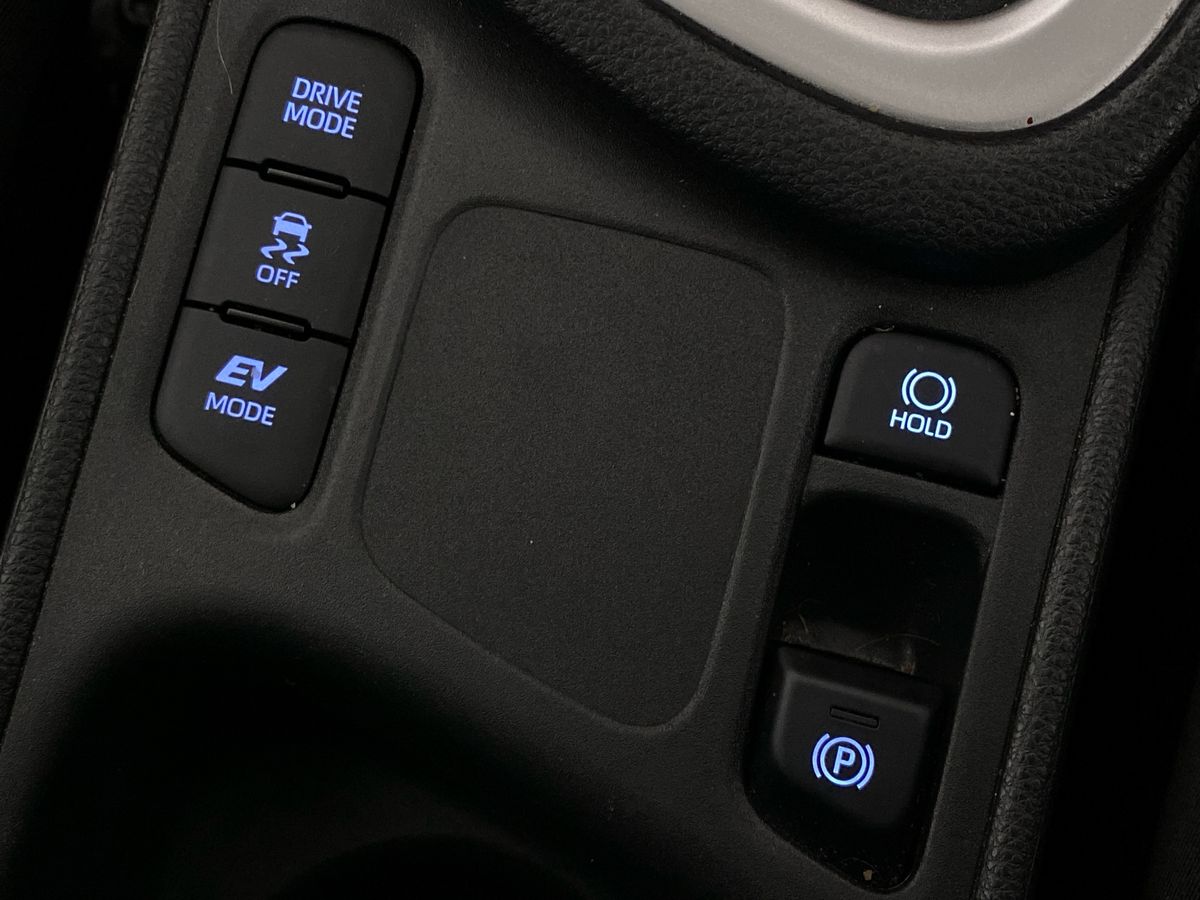 Used Toyota Yaris 2022 for sale - 77135335: Photo 24