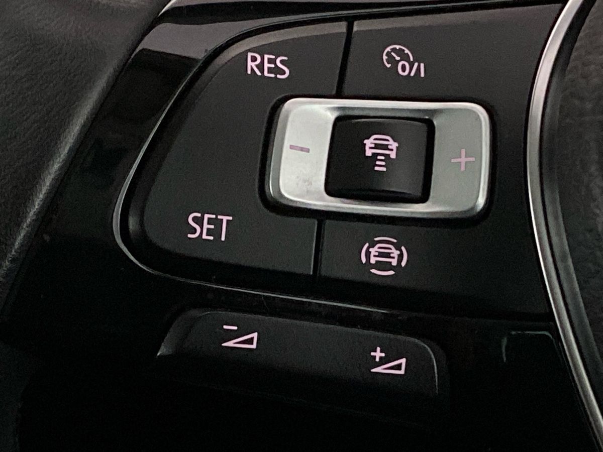 Used Volkswagen Tiguan 2018 for sale - 76789661: Photo 22