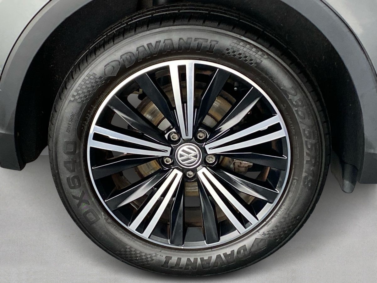 Used Volkswagen Tiguan 2018 for sale - 76789661: Photo 30