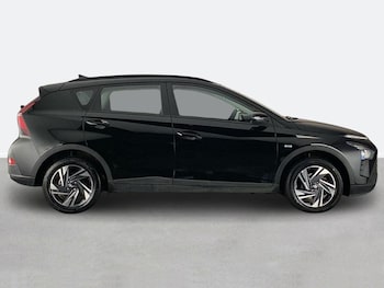Used Hyundai BAYON 2023 for sale - 79241620: Photo