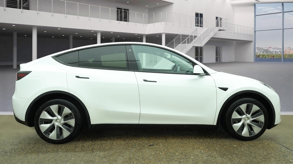 Used Tesla Model Y 2023 for sale - 77842858: Photo 5