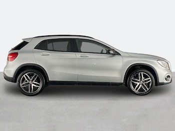 Used Mercedes-Benz GLA 2019 for sale - 77500783: Photo