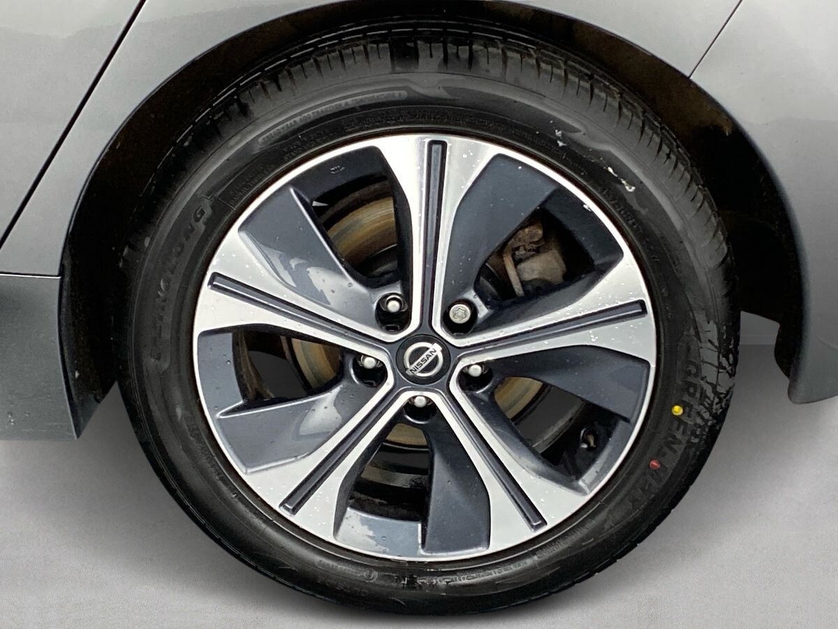 Vehicle 33