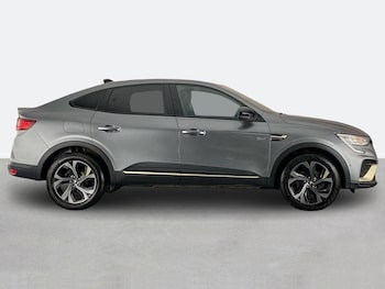Used Renault Arkana 2023 for sale - 78611239: Photo