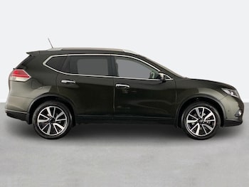 Used Nissan X-Trail 2017 for sale - 79381467: Photo