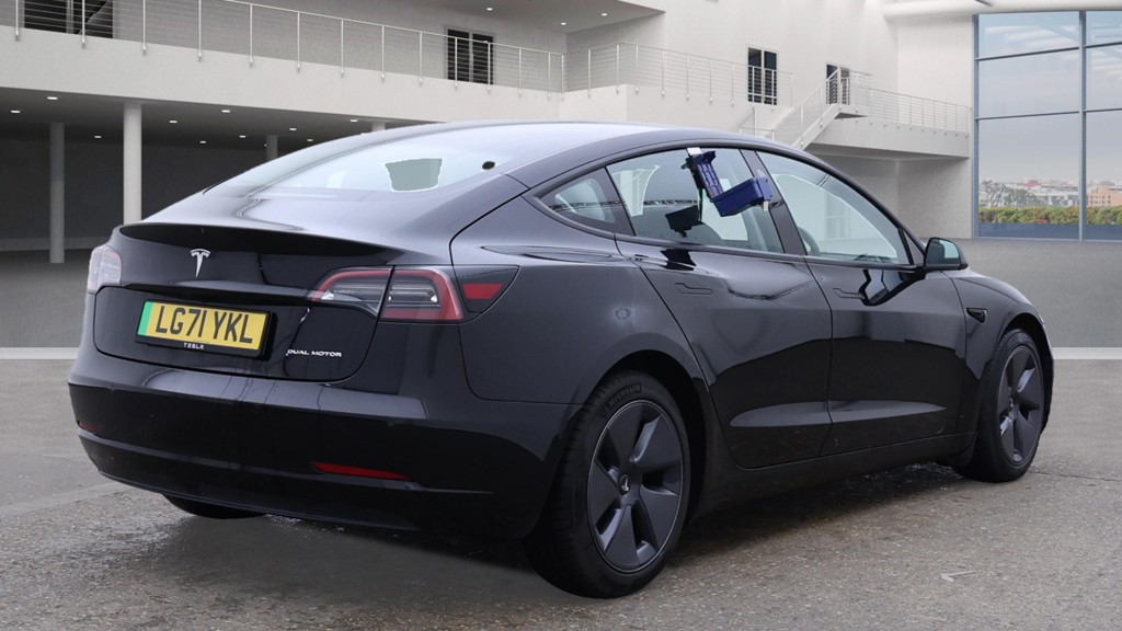 Used Tesla Model 3 2021 for sale - 76662171: Photo 4
