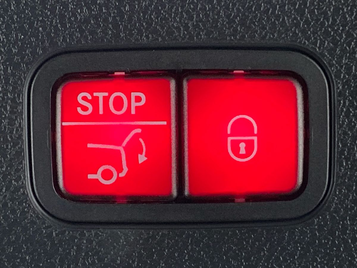 Used Mercedes-Benz EQC 2020 for sale - 77000740: Photo 30