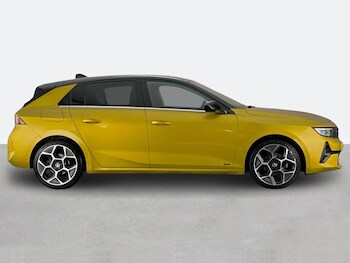 Used Vauxhall Astra 2023 for sale - 77787570: Photo