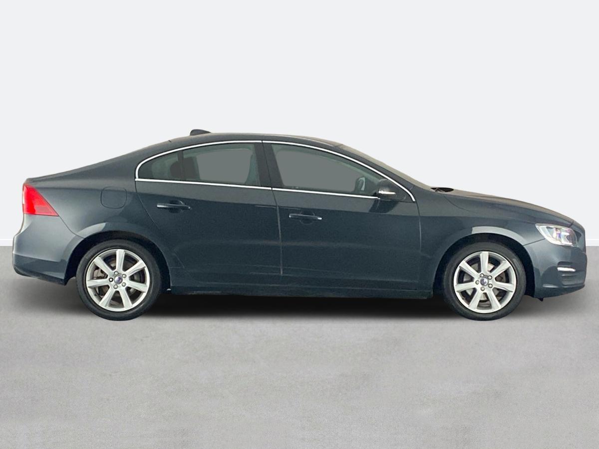 Used Volvo S60 2018 for sale - 76158120: Photo 2