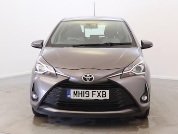 Used Toyota Yaris 2019 for sale - 75454098: Photo