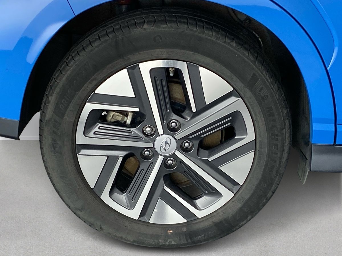 Used Hyundai KONA 2022 for sale - 76158128: Photo 32