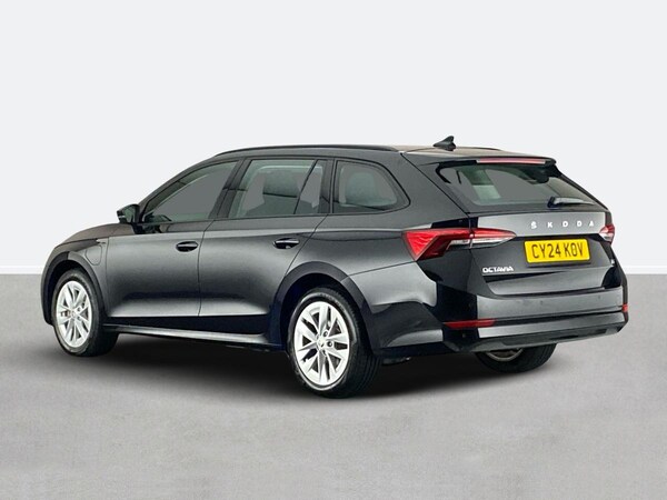 Used Skoda Octavia 2024 for sale - 75700839: Photo 5