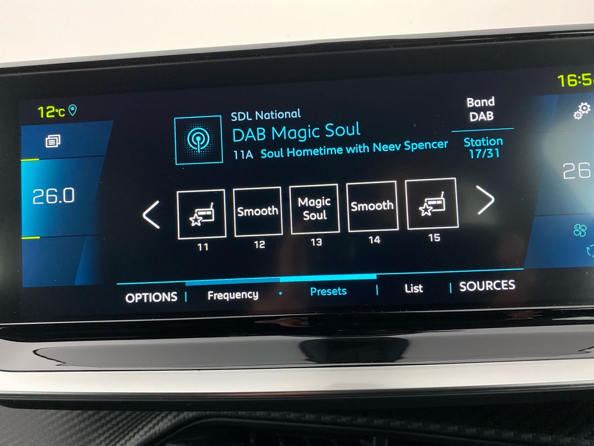 Used Peugeot 2008 2022 for sale - 77398110: Photo 17